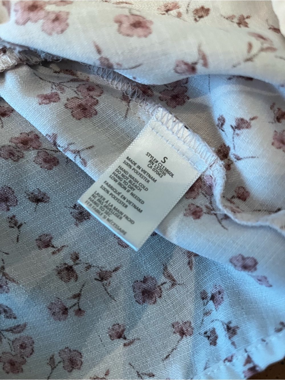 Paper Crane Smocked Off-Shoulder Pink Floral Top - Size S - Picture 5 of 7